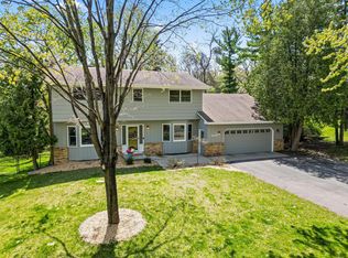 6903 Rosemary Rd, Eden Prairie, MN 55346