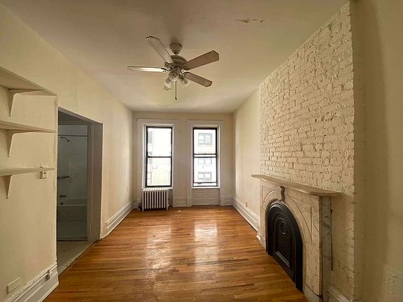 3rd image of 33 W 76th St #5B7