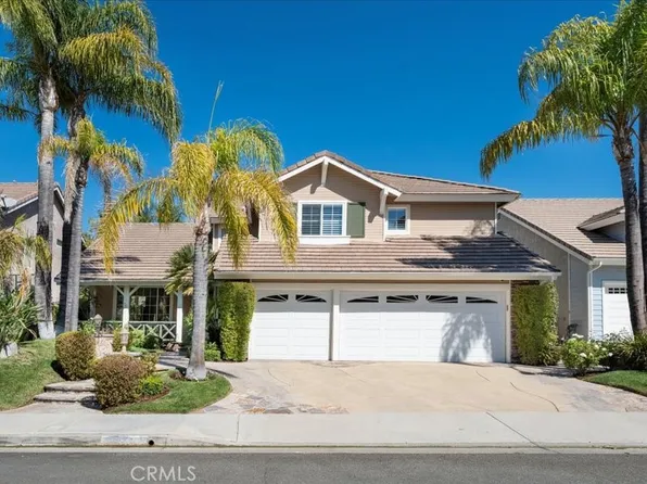 23219 Sherwood Pl, Santa Clarita, CA 91354