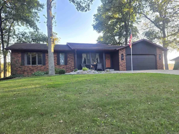 7777 W Circle Dr S, Ligonier, IN 46767
