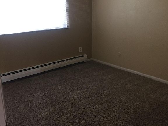 5th image of 4100 Oak St APT 4
