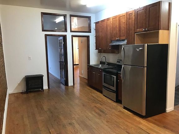 2nd image of 325 Nostrand Ave #22