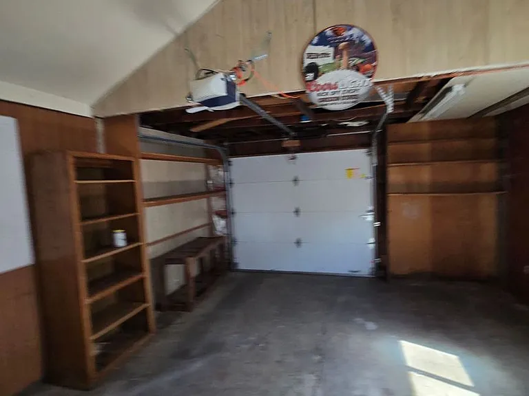 1019 NW Buchanan Ave — Photo 16