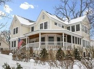 1000 E Forest Ave, Wheaton, IL 60187