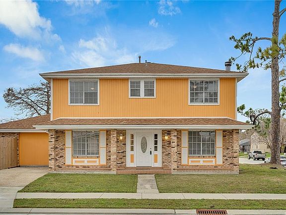 2nd image of 10229 Seawood St