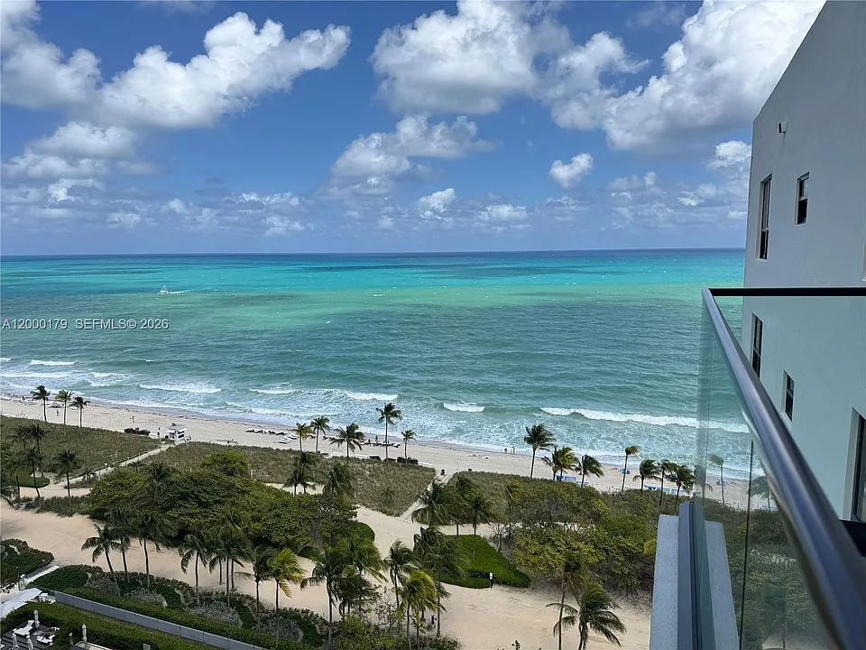 10185 Collins Ave #Penthouse 20