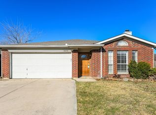 4079 Tulip Tree Dr, Fort Worth, TX 76137