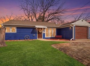 1011 Aurora St, Waukesha, WI 53186