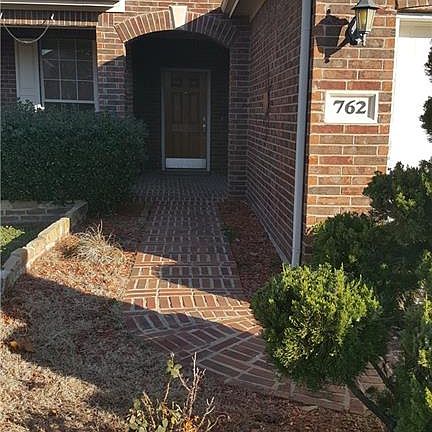 4th image of 762 Cedar Cove Dr