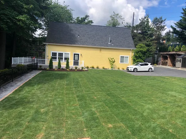 23629 SE Black Nugget Rd, Issaquah, WA 98029