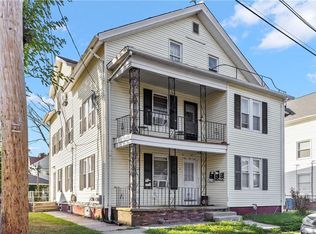 3 Barrett St, Cumberland, RI 02864