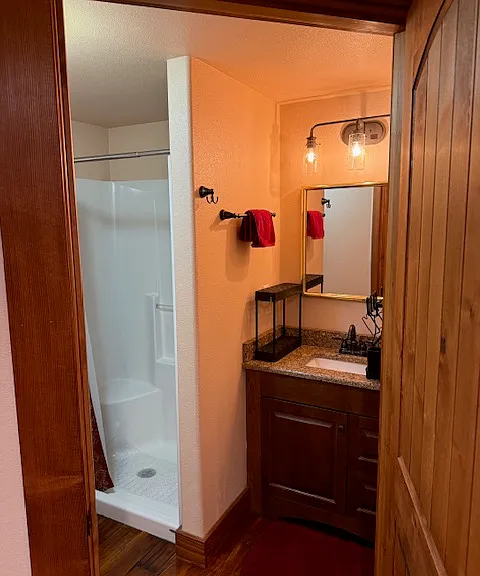 3795 Blossom Dr NE #B — Photo 8