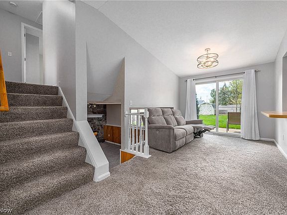 5th image of 6974 Wil Lou Ln