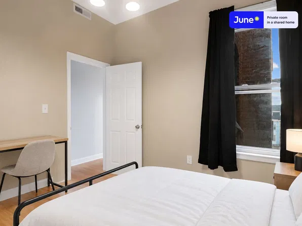 7 Linden St #C, Allston, MA 02134