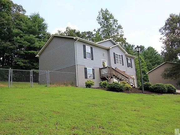 2nd image of 5300 Eider Ln