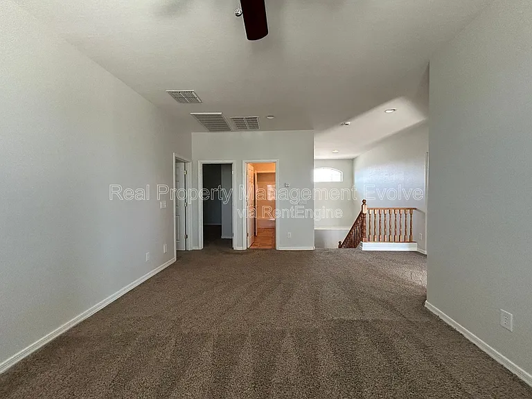 9707 S 45th Ave — Photo 51