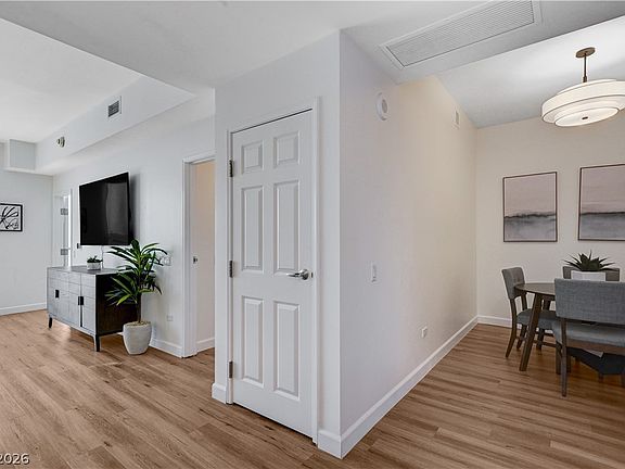 4th image of 200 W Sahara Ave Unit 2307