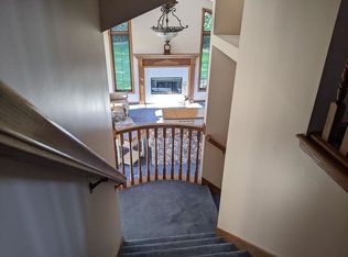 27 Kevin Ln, Delevan, NY 14042