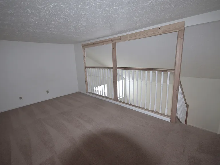 Waveland Place Apartments — Photo 59