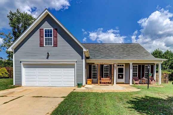 1st image of 3824 Northrop Dr