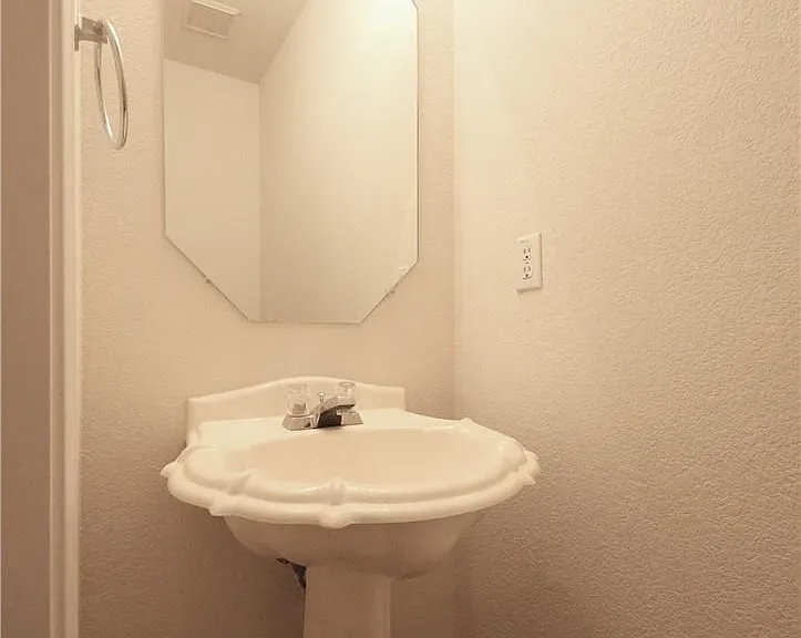 3933 Upper Passage Ln — Photo 13