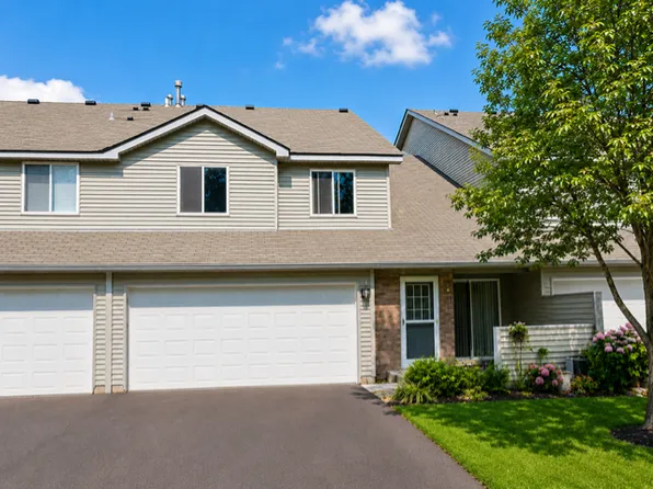 4884 Helena Ln N APT 2, Oakdale, MN 55128