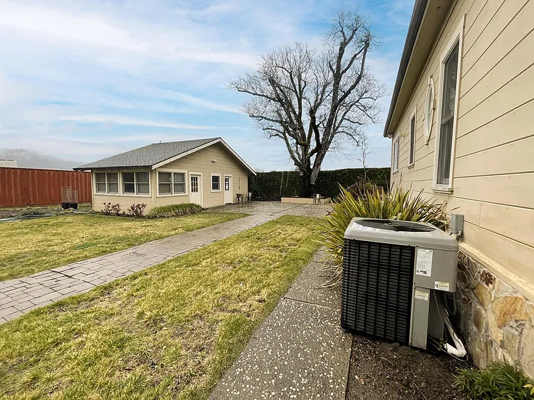 8450 Sonoma Hwy — Photo 17
