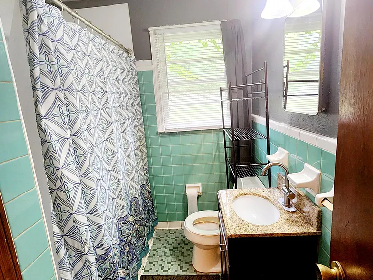 107 Grant St — Photo 7