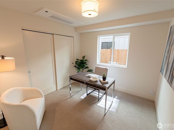 4th image of 13540 39th Avenue NE #B