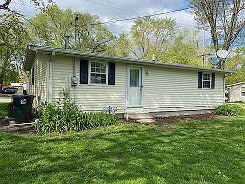 2nd image of 803 E Fairview Dr