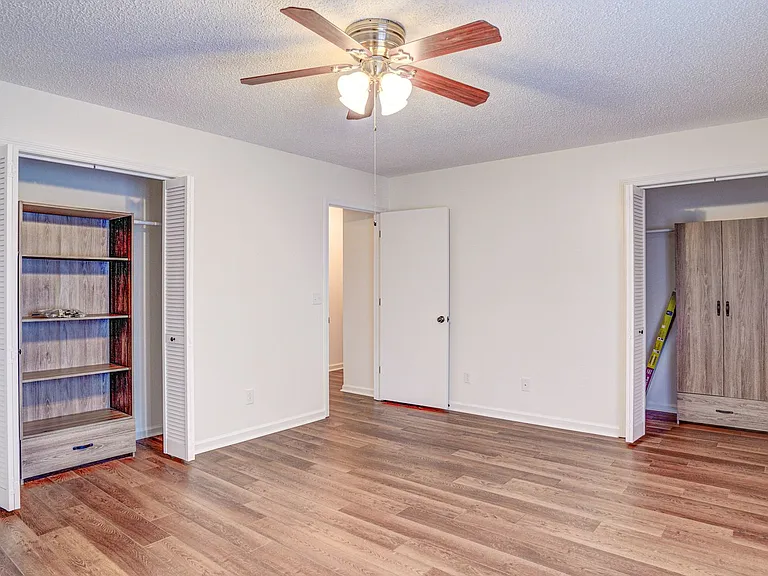 1709 Herrin Dr — Photo 10