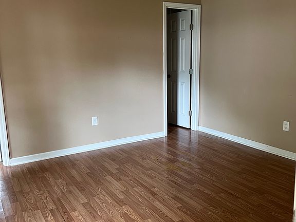 2nd image of 28381 Petes Hwy #10