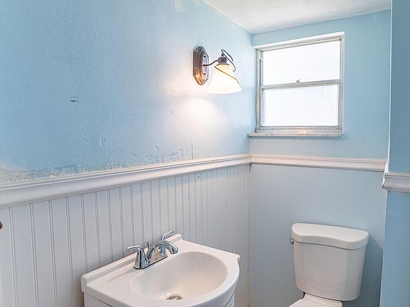 5th image of 2535 Country Club Dr #A130