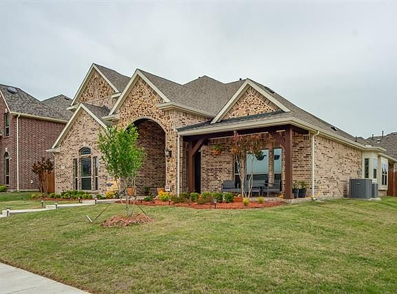 3rd image of 13180 Edgemont Ln