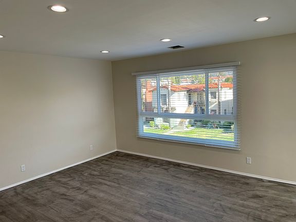 5th image of 1101 N Maryland Ave