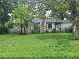 328 E 33rd St, Joplin, MO 64804