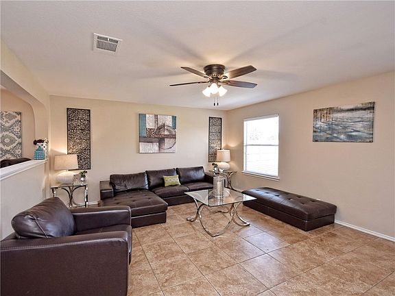 3rd image of 202 Tolcarne Dr