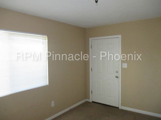 1st image of 1510 E Pierce St APT 4