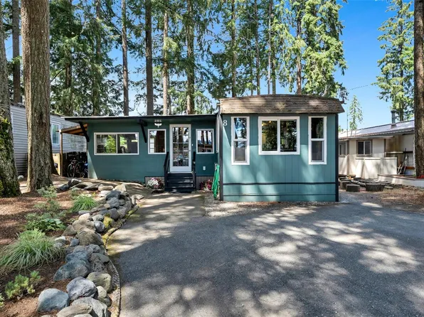 3560 Hallberg Rd #8, Nanaimo, BC V9G 1J8