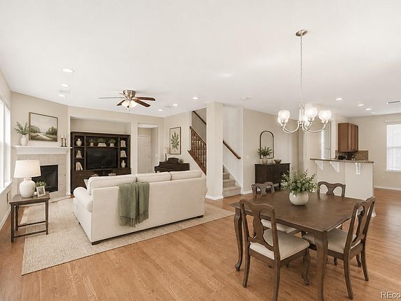 3rd image of 875 Lehigh Circle