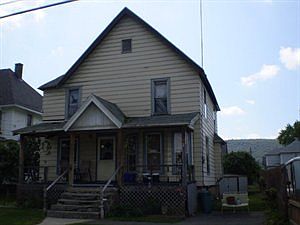 1st image of 213 Birchwood Ave