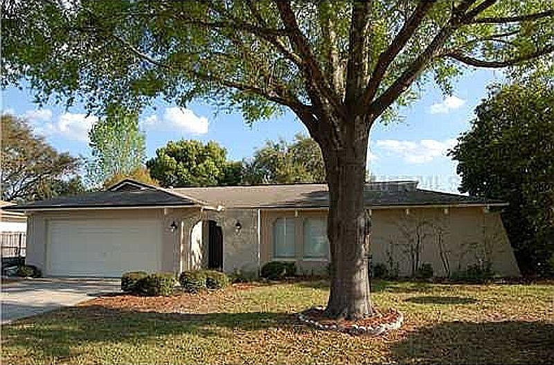 1st image of 611 Swallow Dr