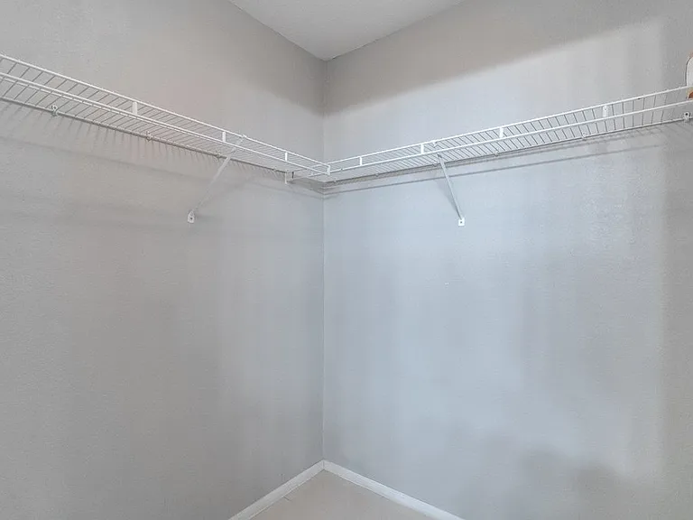 5124 Park Central Dr #517 — Photo 4