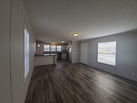 4th image of 501 E 63rd St N #177
