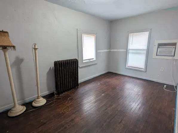 1109 SW Lincoln St APT B, Topeka, KS 66604