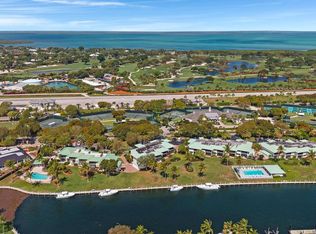 17 Anchor Dr #B, Ocean Reef, FL 33037
