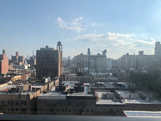 Rented by Gala West Realty LTD | media 2