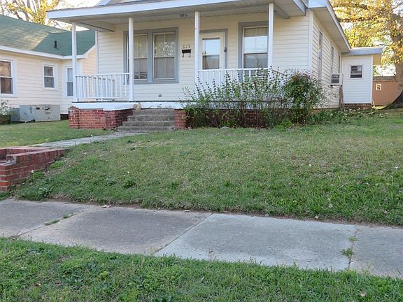 2nd image of 615 Hamilton St