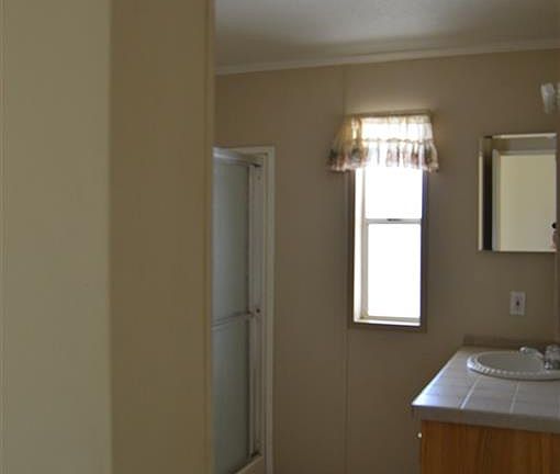 3rd image of 13219 E 51st St