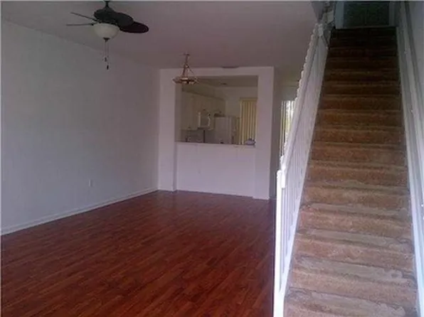 697 NW 42nd Ave, Plantation, FL 33317